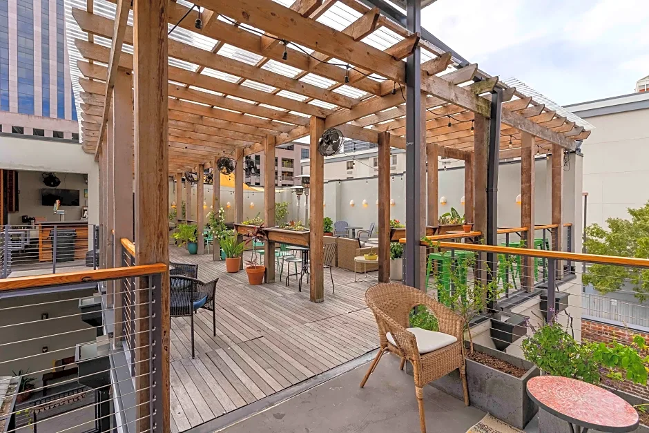 Selina Catahoula Hotel