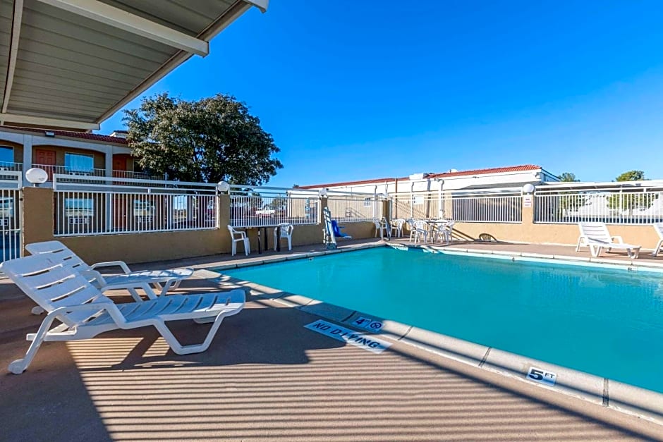 Super 8 by Wyndham Abilene North