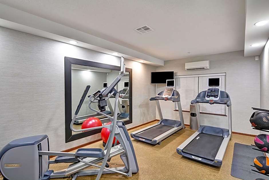 Homewood Suites By Hilton Kansas City/Overland Park