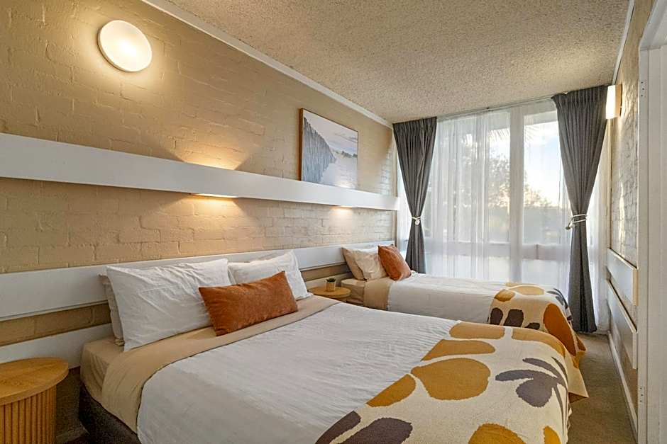 Mallacoota Hotel Motel