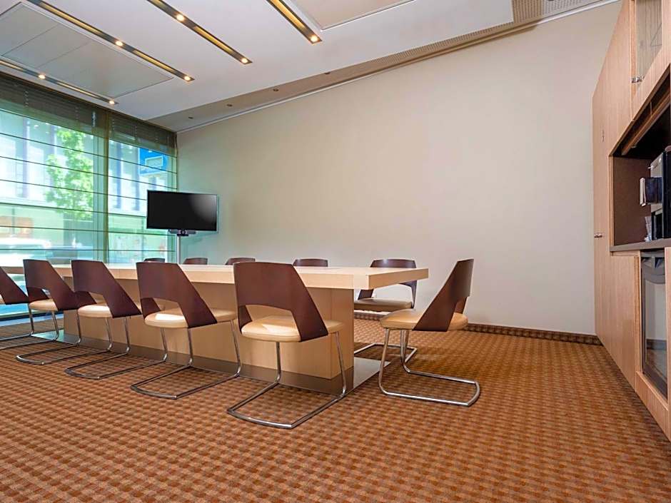 Moevenpick Hotel Frankfurt City