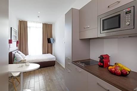 Comfy Apartment with Kitchen