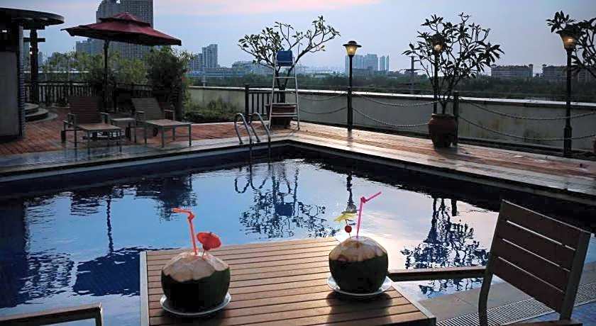 Baohua Harbour View Hotel