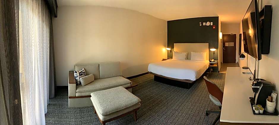 Courtyard by Marriott Charlotte Ballantyne