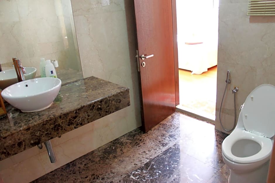 Homestay Marina Court