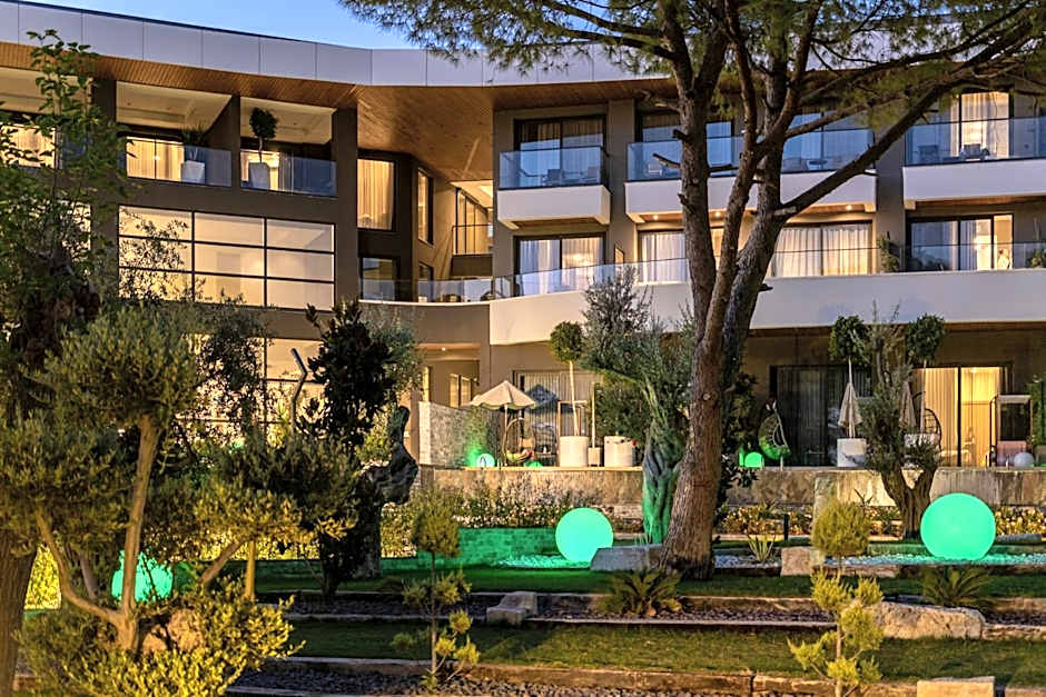 Unique Life Style Hotel