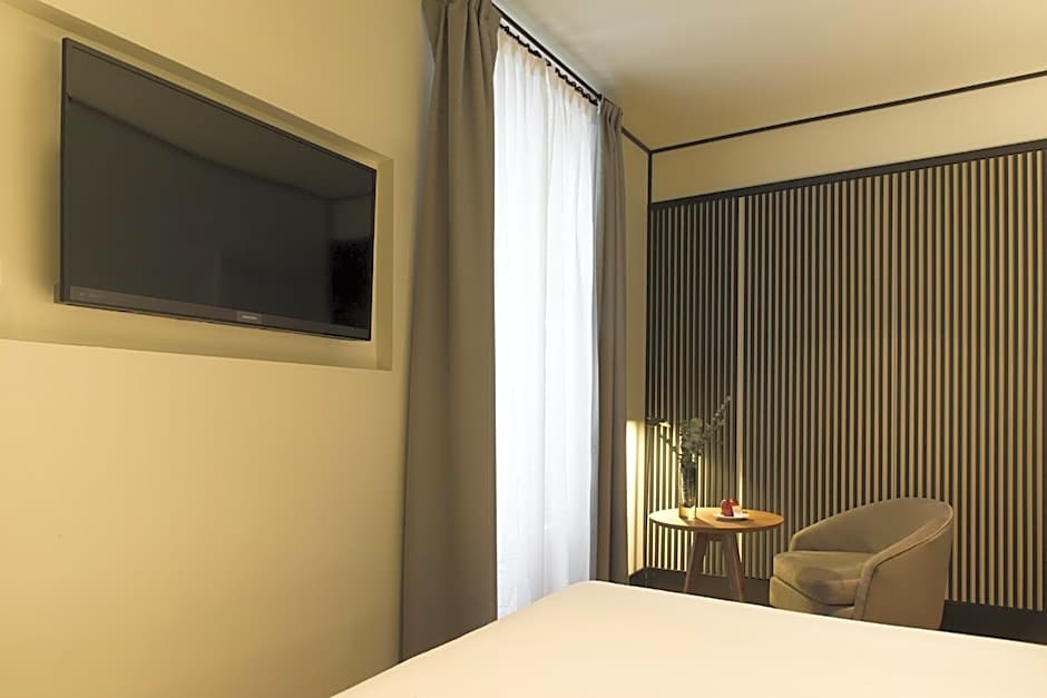 ICON Embassy by Petit Palace