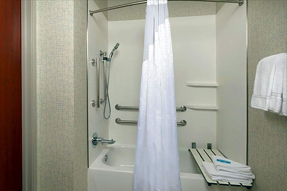 Holiday Inn Express Independence - Kansas City By IHG