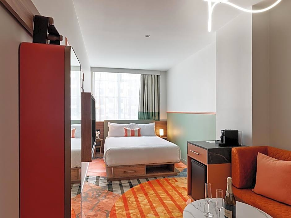 The Clarence Hotel Sydney