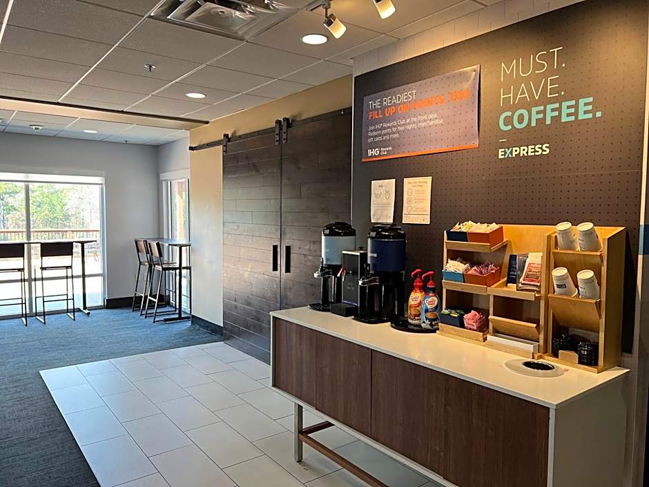 Holiday Inn Express Hotel & Suites Atlanta Airport West - Camp Creek By IHG