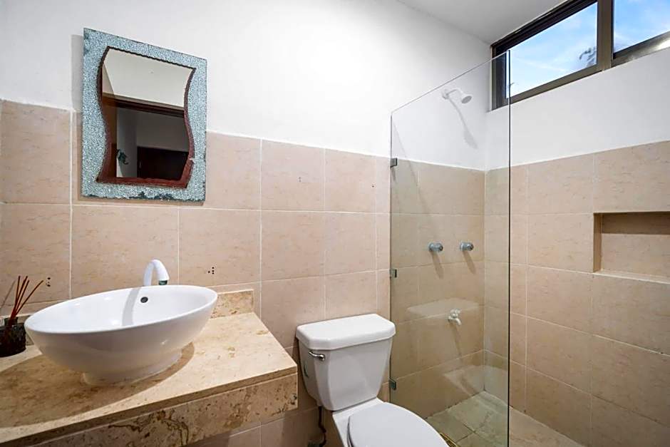 San Bruno TROPICAL Villa With POOL