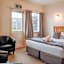 The Grand Hotel & Bar - Akaroa