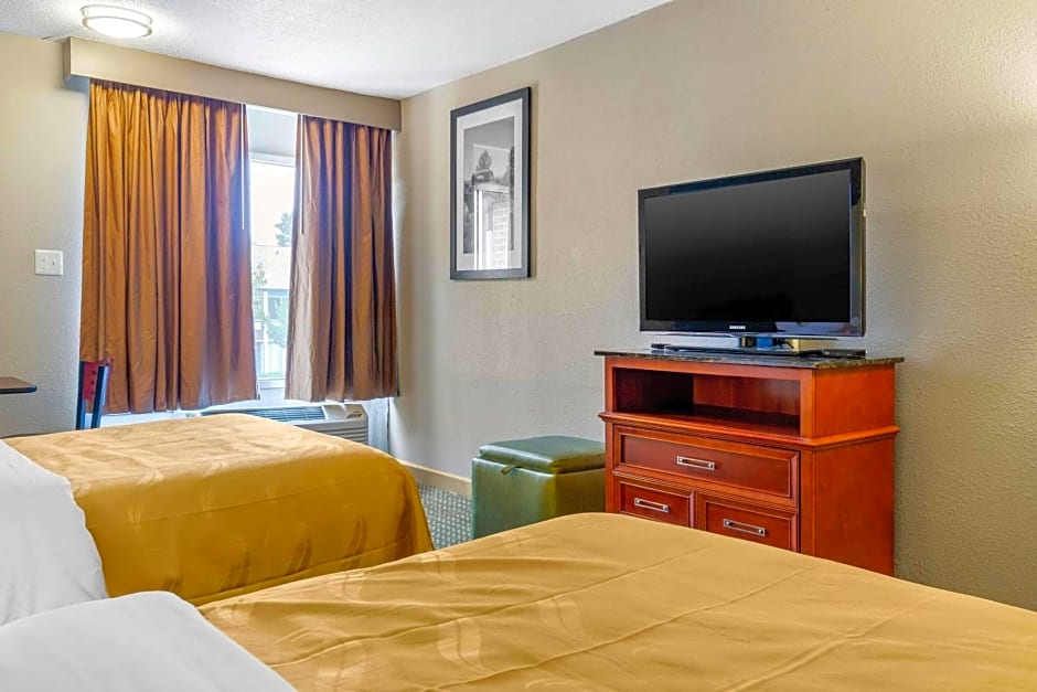 Quality Inn & Suites Apex-Holly Springs