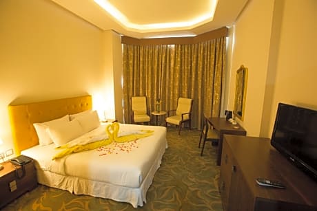 Deluxe Double Room with Bath