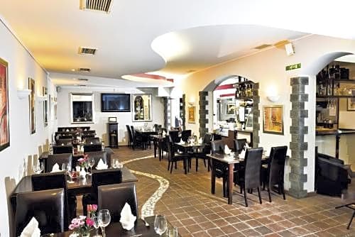 Hotel Altera Pars