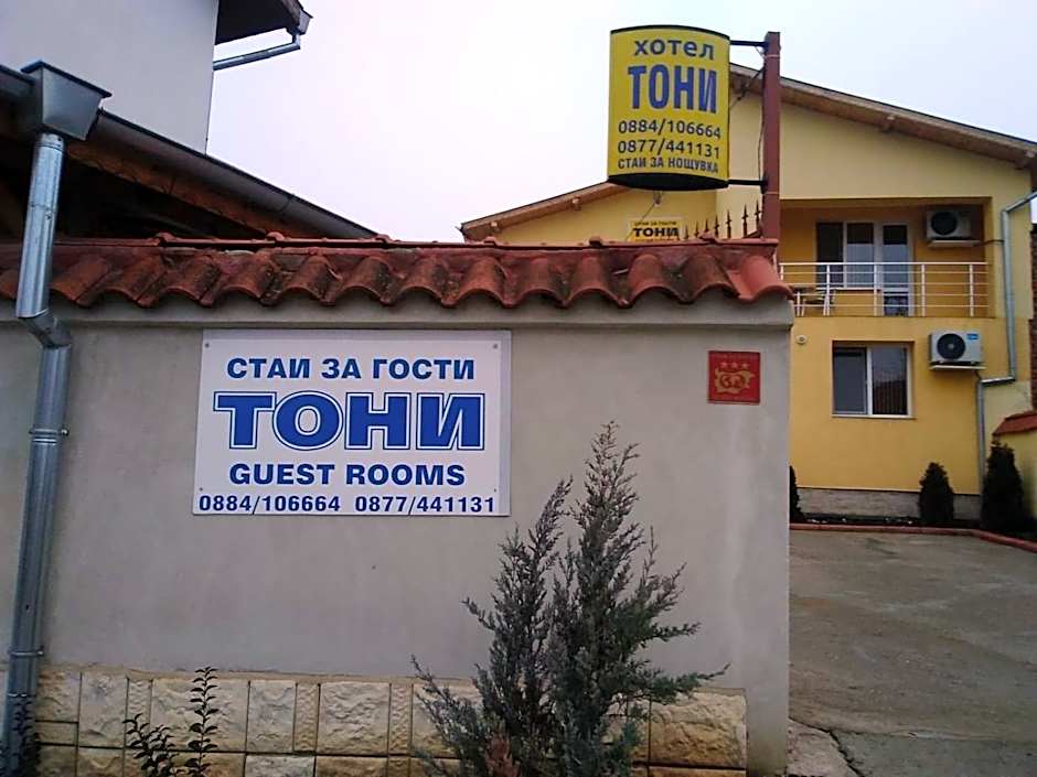 Hotel Toni