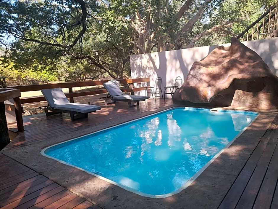 Bushriver Lodge