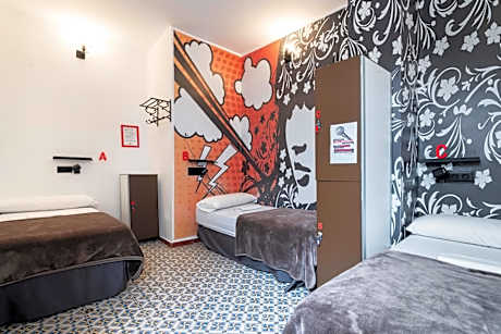 Single Bed in 3-Bed Mixed Dormitory Room