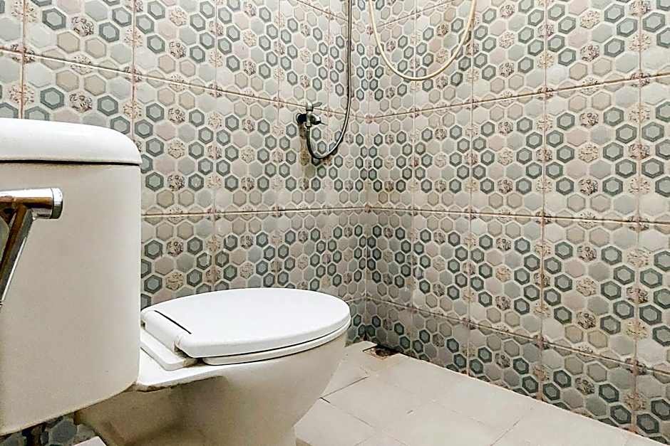 Pondok Gede Dkost Syariah Mitra RedDoorz