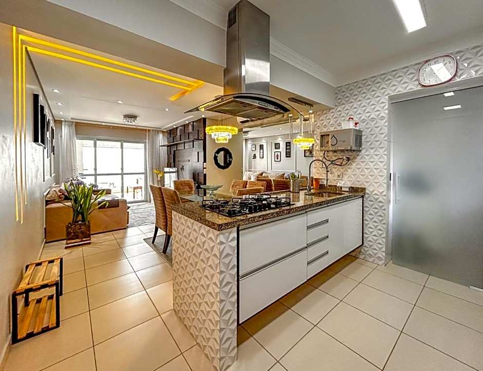 Otimo apto de frente para Praia do Boqueirao SP