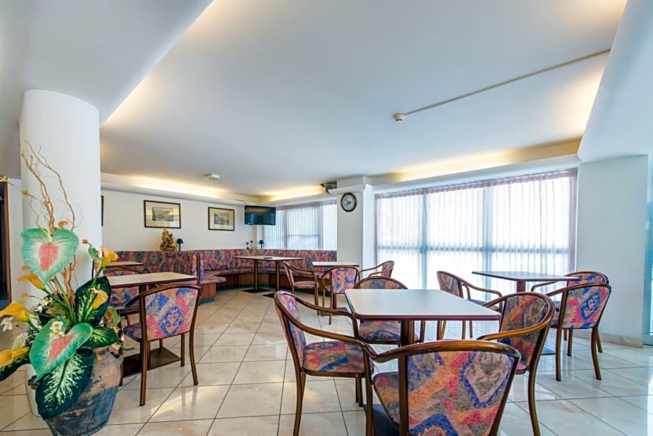 Hotel Seven