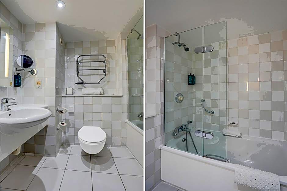 Sunday London Staines-upon-Thames Heathrow T5