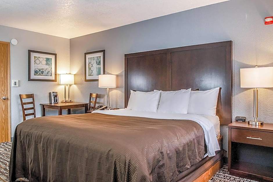 Clarion Hotel By Humboldt Bay