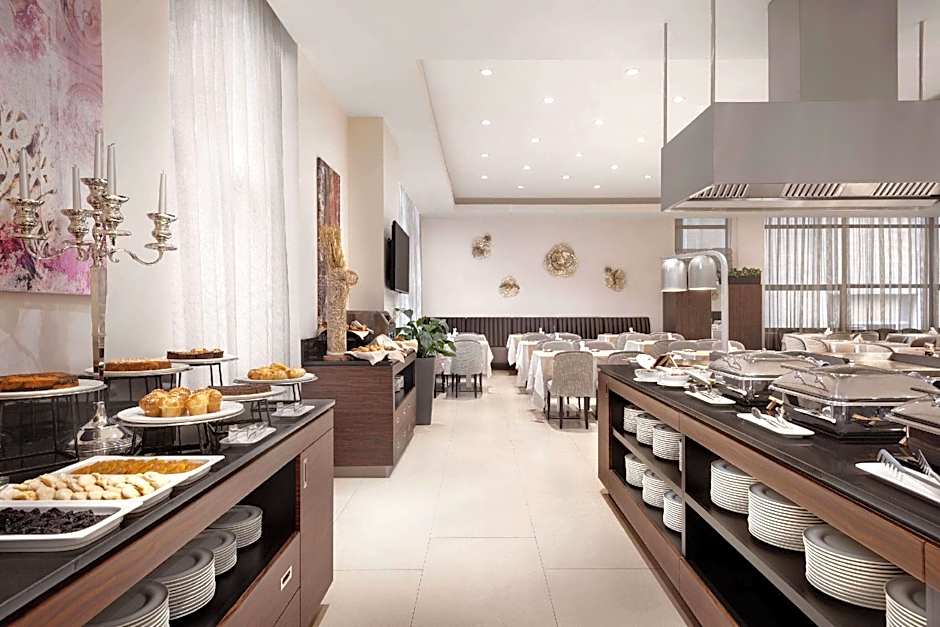 Ramada Hotel & Suites by Wyndham Yerevan