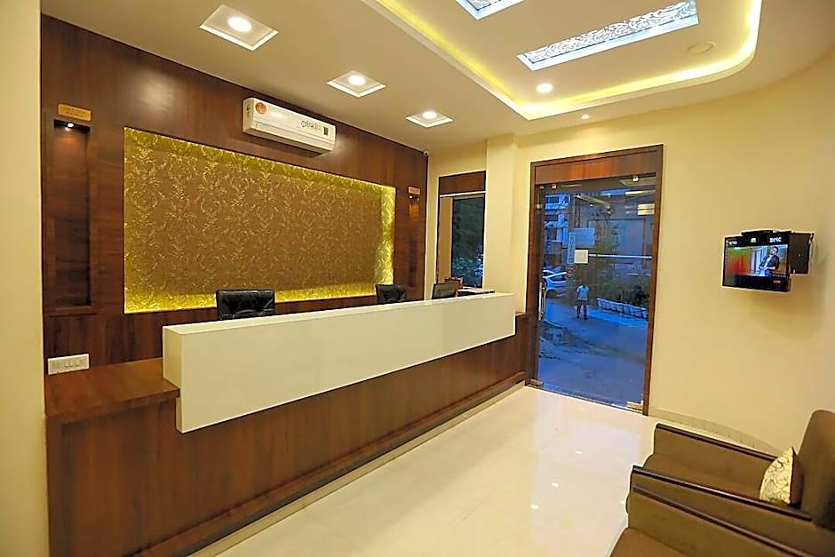 Hotel Anchal Villa By YB Hotels