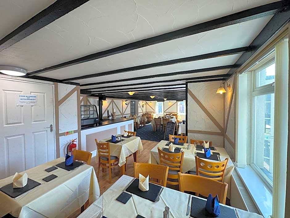 The Carpenters Arms Rooms in Broadway, Laugharne