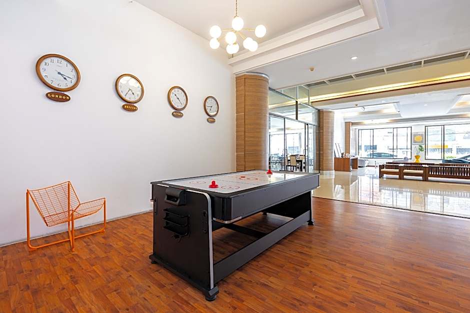 The President Hotel at Chokchai 4