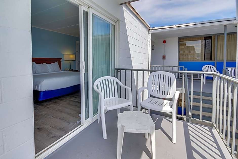 Rideau Oceanfront Motel