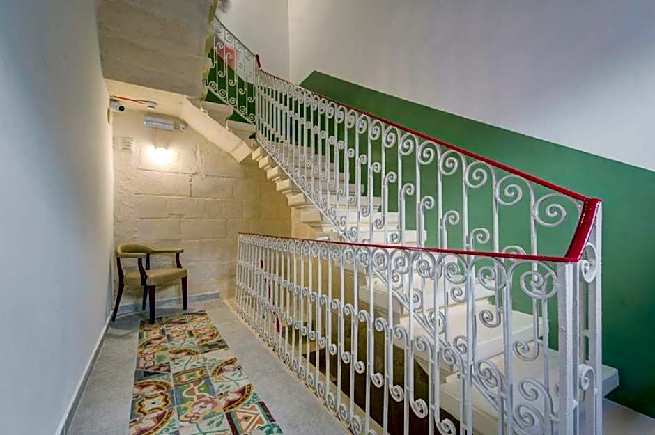 Lovely House Private Rooms by Vallettastay