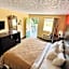 Garden Inn and Suites near Callaway Gardens Pine Mountain