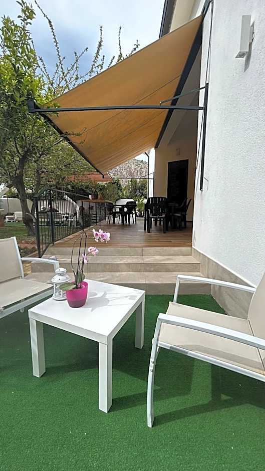 Alemar Bed & Breakfast