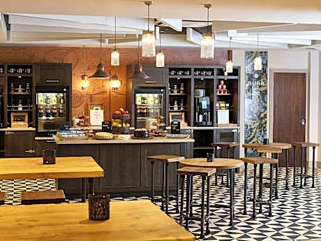 Staverton Park Hotel & Golf Club