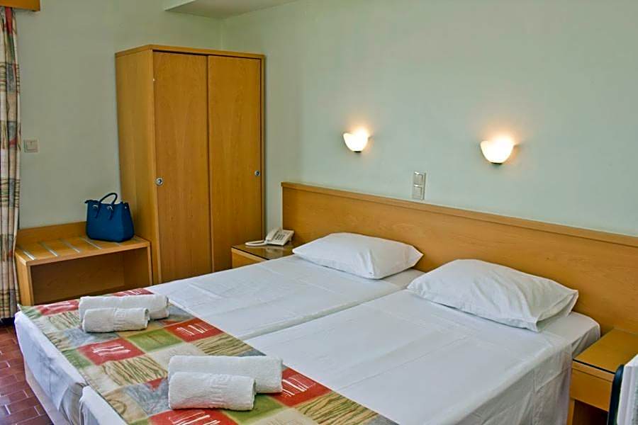 Nafsika Hotel