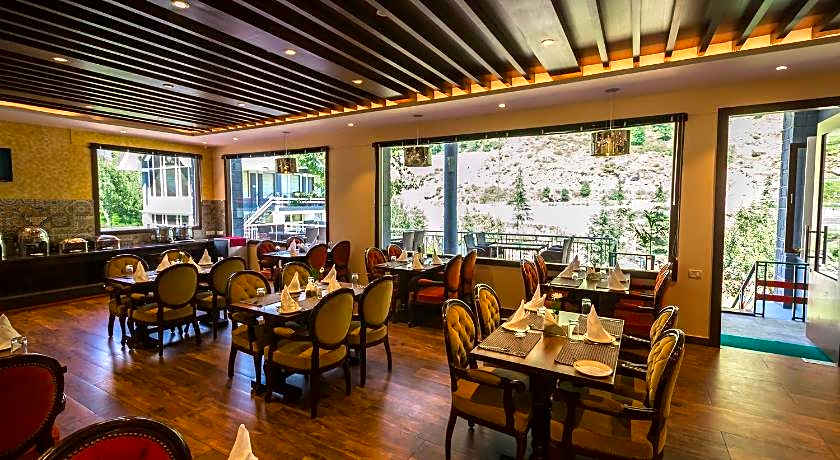 The Highland Park (A Centrally Heated River Side Resort)