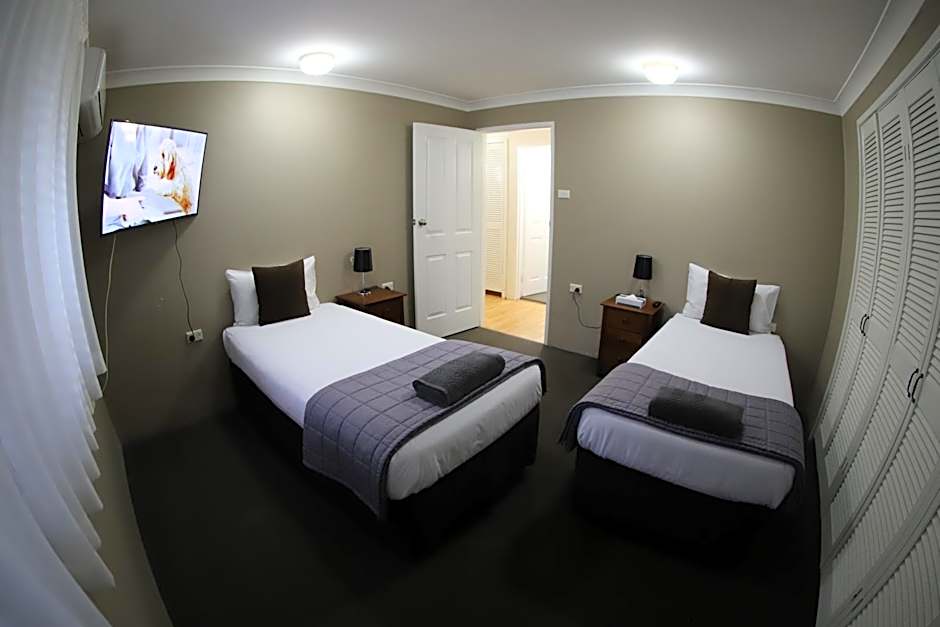 Sleepy Hill Motor Inn