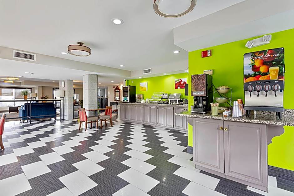 Quality Inn Edmund Pettus Bridge Area