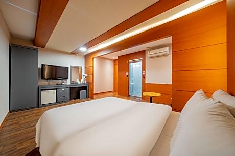 Business Double Room