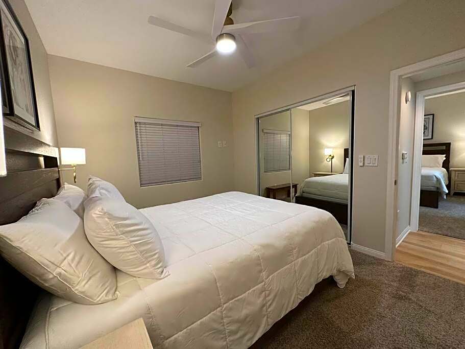 Mesquite Retreat 2 Bd Condo by Cool Properties LLC
