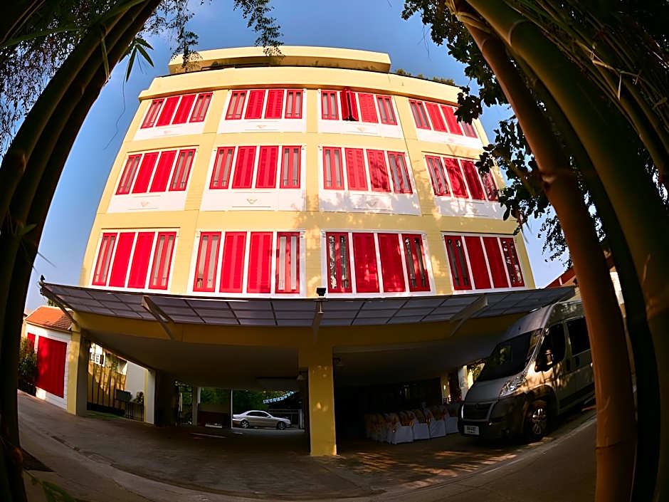 Lertnimit Boutique Hotel