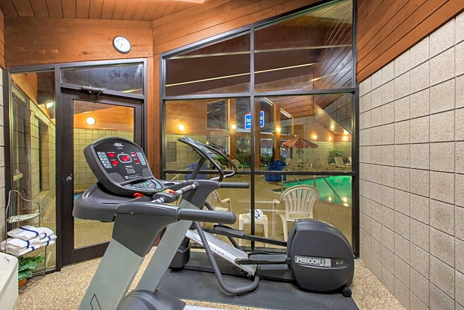 AmericInn by Wyndham Cedar Falls