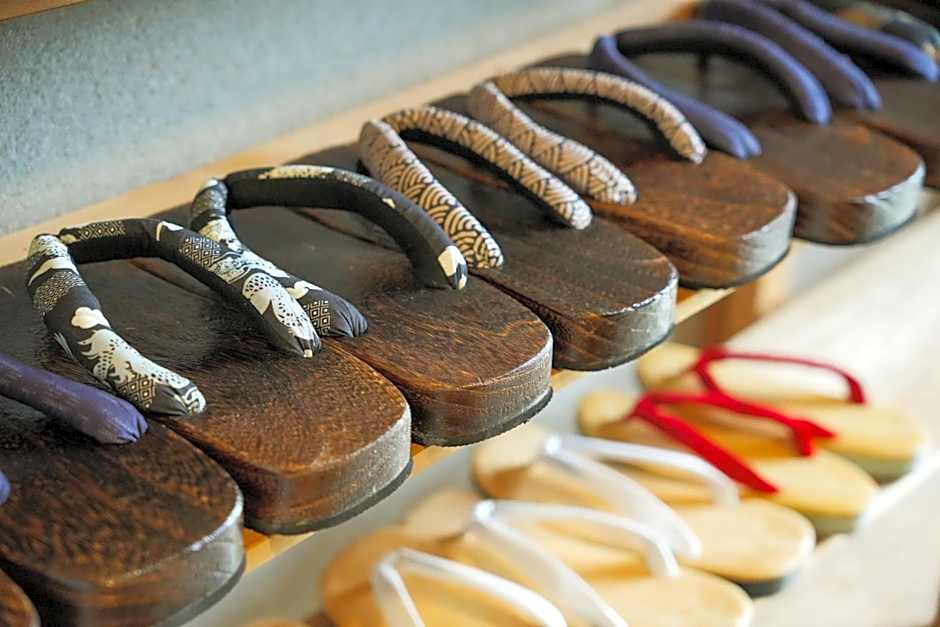 Base House Kinosaki お子様無料でサウナもアクティビティも楽しめる城崎温泉一棟貸し宿 One Group a Day Private Villa with free shuttle service, sauna and outdoor activities