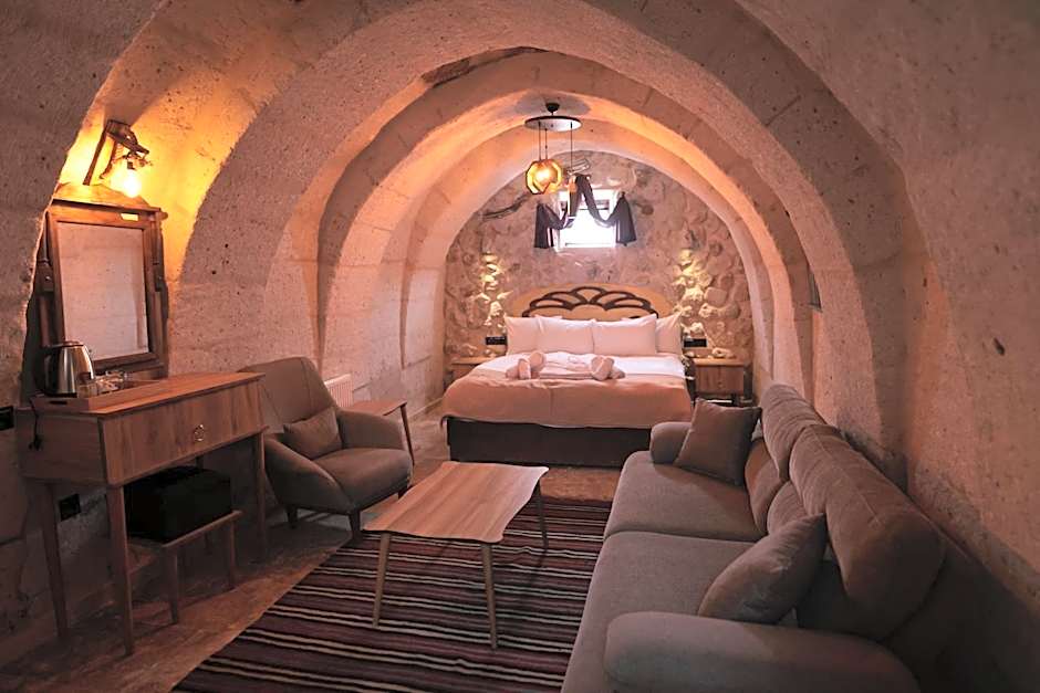 Stone Owl Otel & Restaurant