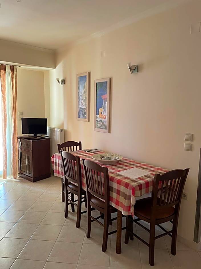Dais Apartments