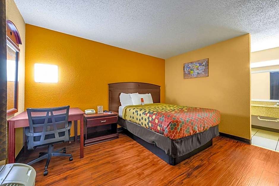 Econo Lodge Decatur South