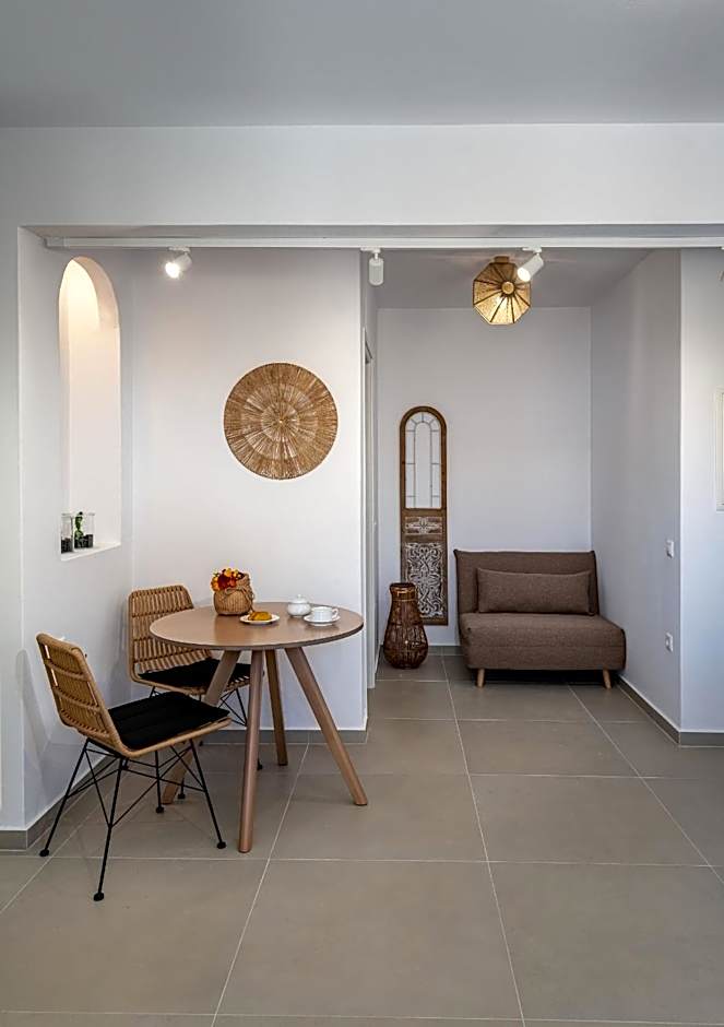 Remezzo Bayfront Suites