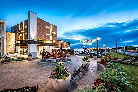 Hotel Universel, Centre De Congres Riviere-Du-Loup